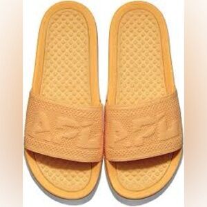 621. NEW SIZE 6 APL Women's Citrus Orange Slide Sandals